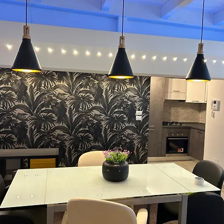 Blumoon Boutique ベッド・アンド・ブレックファスト アンドリア