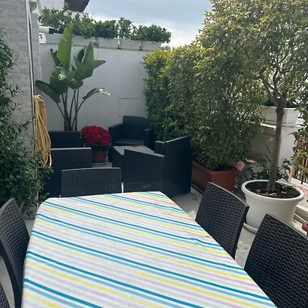 Blumoon Boutique 4*