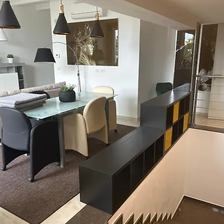 Blumoon Boutique Bed & Breakfast 4*